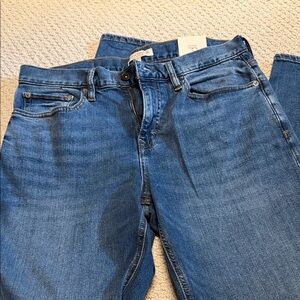 Banana Republic Men's Slim Straight Jeans in Medium Blue